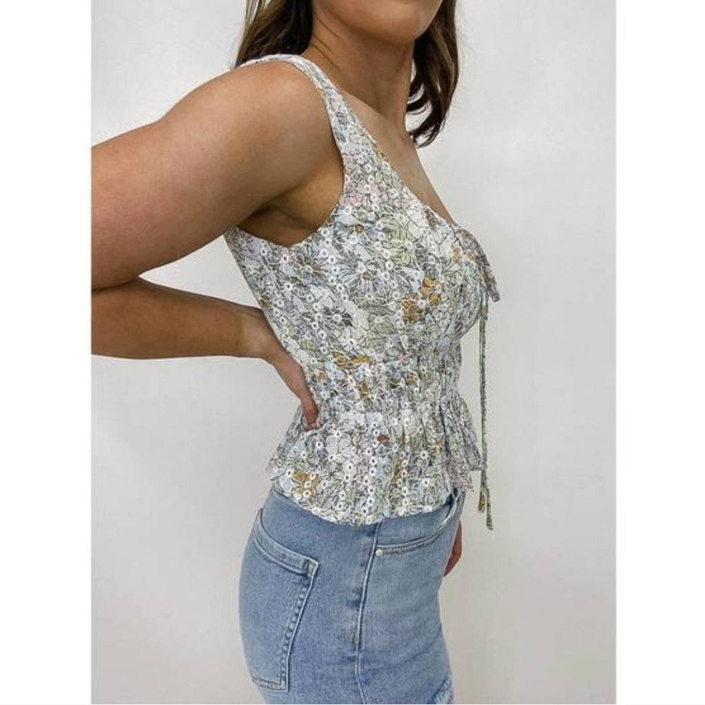 NEW LUCY PARIS sz Small Opal Floral Eyelet Tank Top in multi